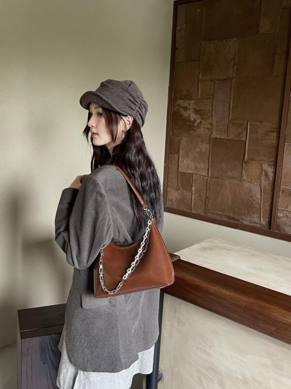Sleek Crescent Chain Shoulder Bag